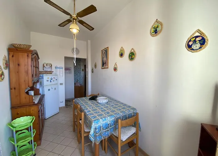 Marina House Apartament *