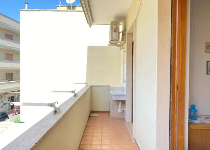 Marina House Апартаменти