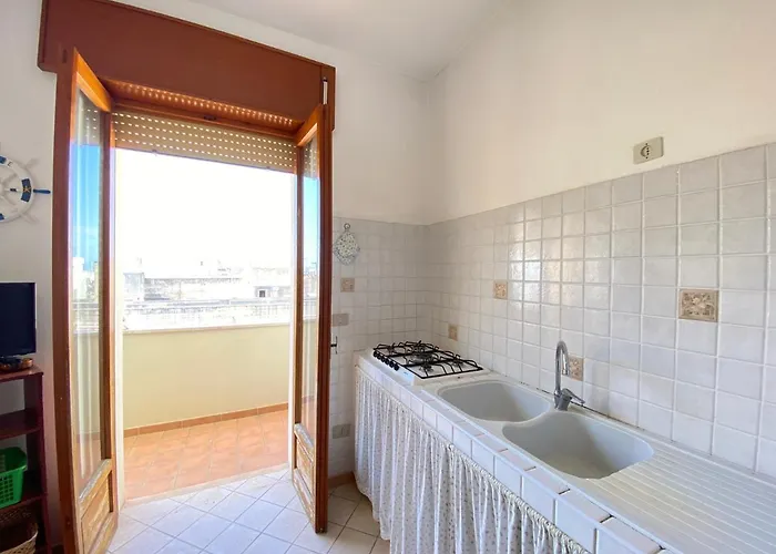 Marina House Апартаменти