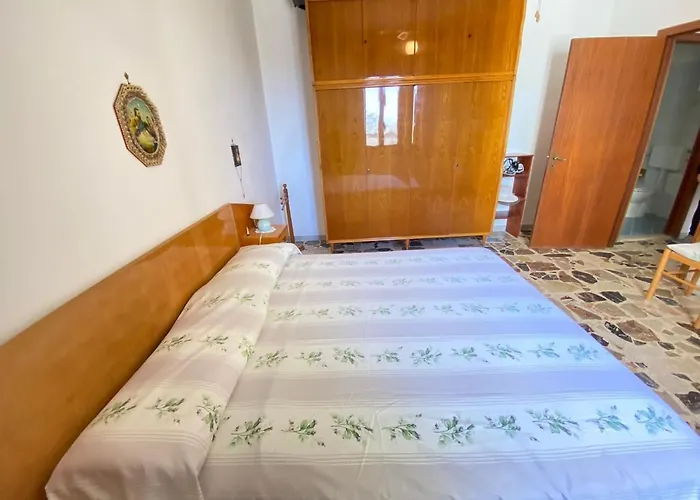 Апартаменти Marina House *